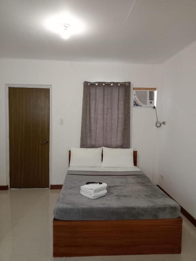 __Aplaridel Inn Suites__ Angeles Exterior photo