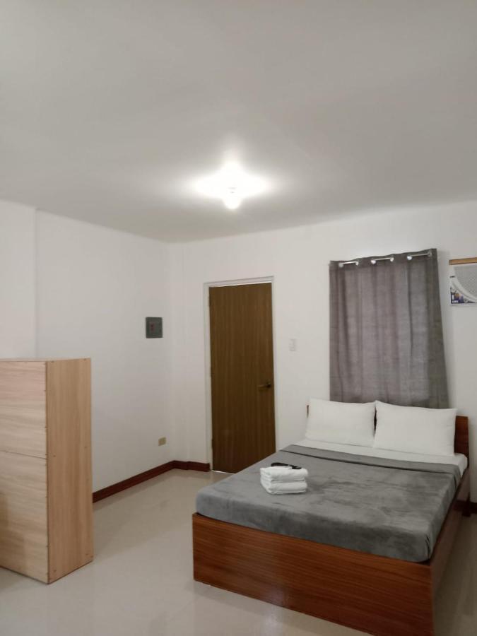 __Aplaridel Inn Suites__ Angeles Exterior photo