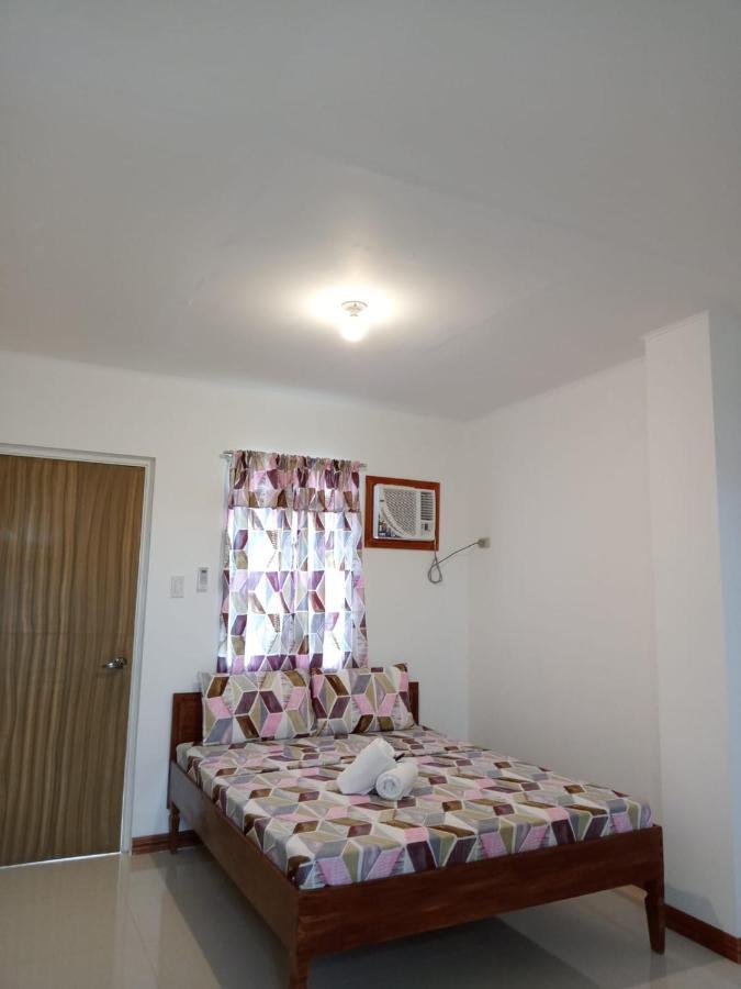 __Aplaridel Inn Suites__ Angeles Exterior photo
